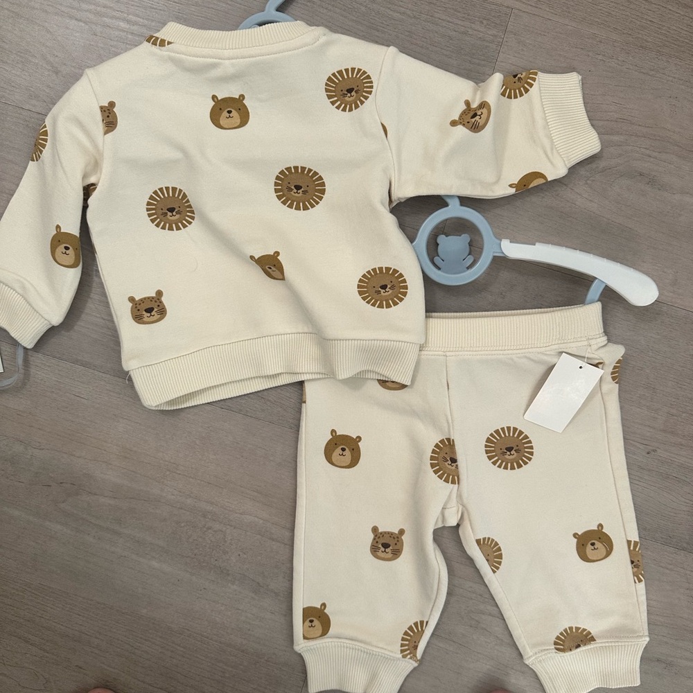 Off-White Cream and Brown Kids Animal Print Set